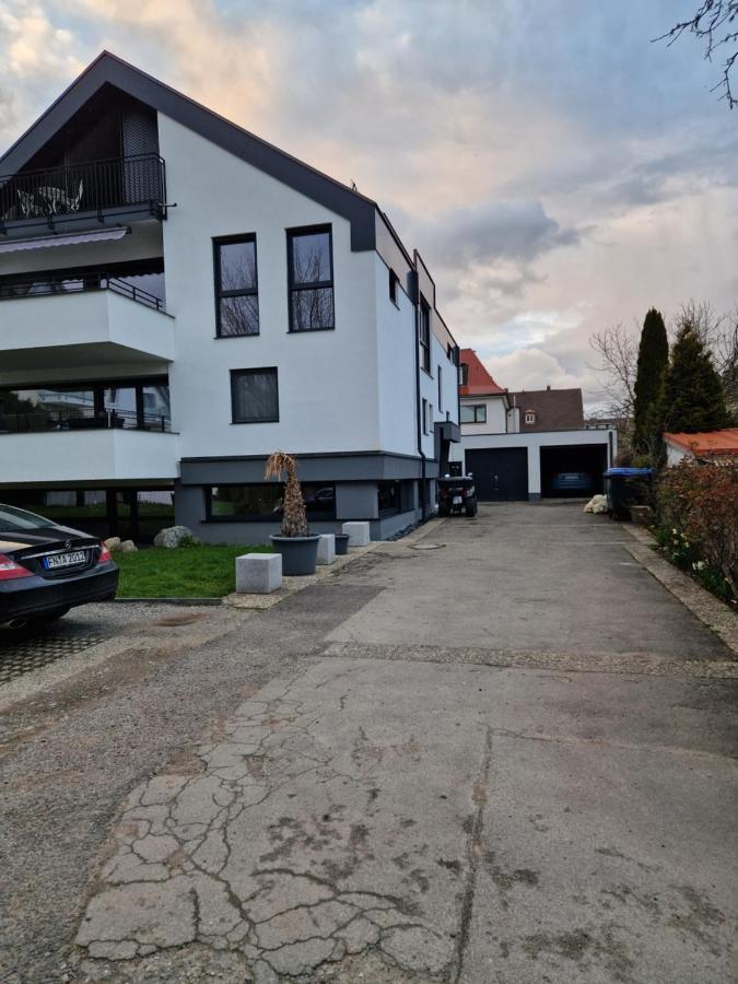 Am Schloss * Friedrichshafen